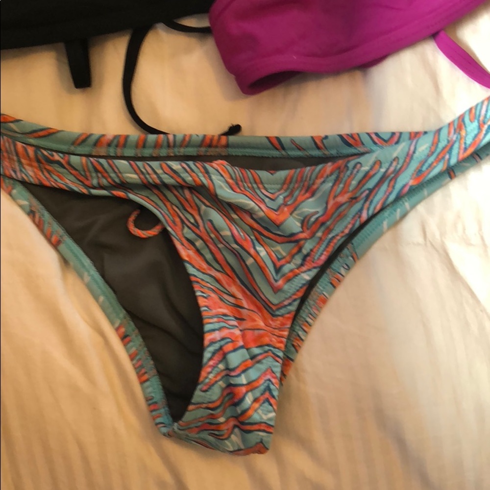 NWOT Jolyn Swim bottoms